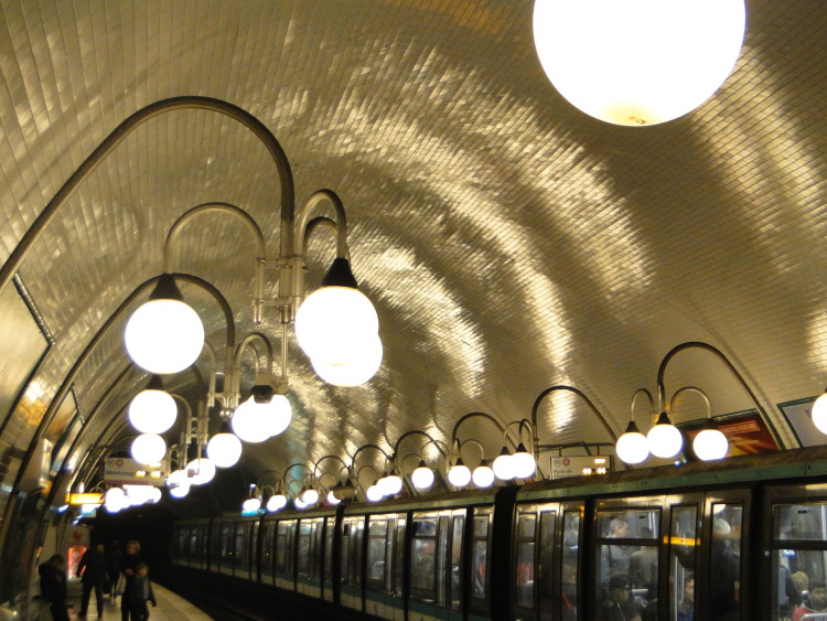 Metrô-Paris-est-ici-30joursaparis