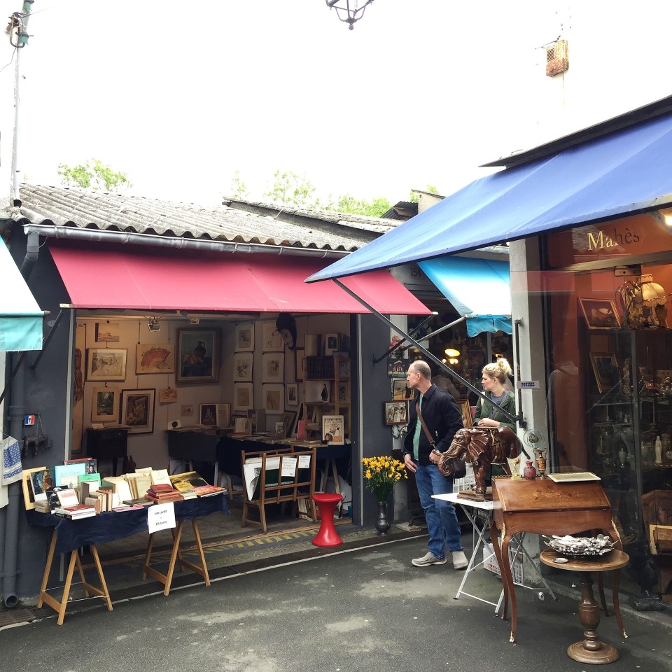 mercado-de-pulgas-de-saint-ouen-stand-30joursaparis-960x960.jpg